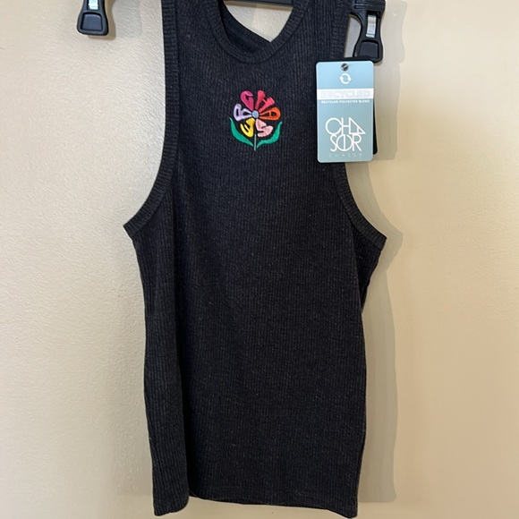 Chaser Tank - Picture 3 of 4